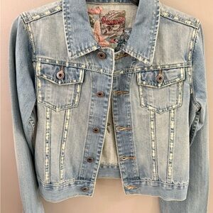 Denim Jacket with Button Detailsbembrodry jack